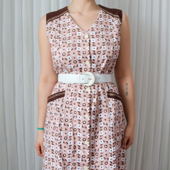 60’s / 70’s Floral Shift Dress with Pockets - Picture 3 of 8